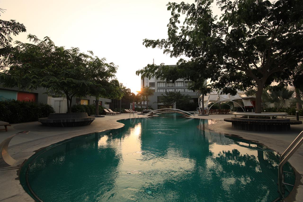 The Emerald Club ,Rajkot Exterior foto